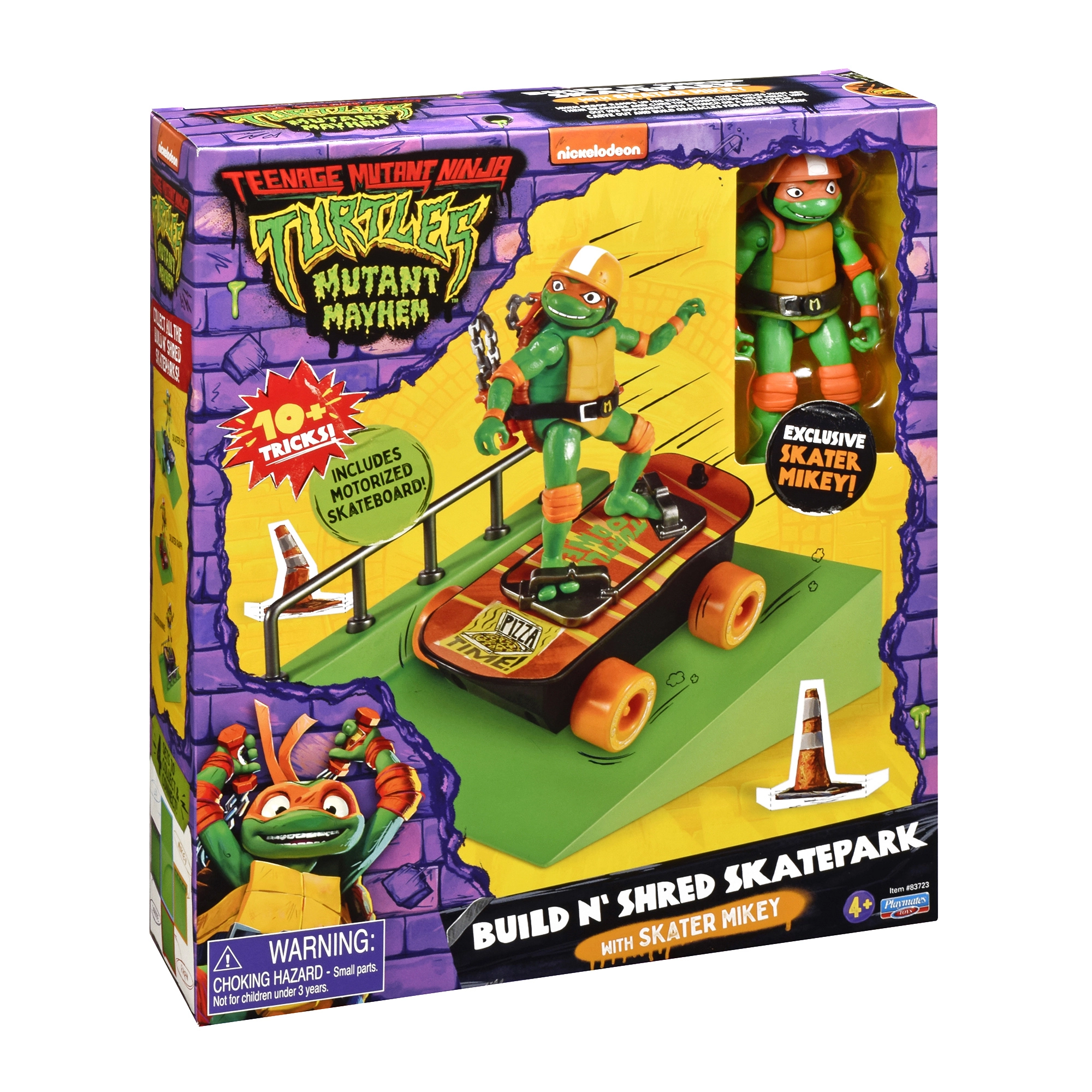 Michelangelo with Skateboard and Skatepark